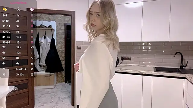 AliceGorley online show from March 18, 4:19 pm