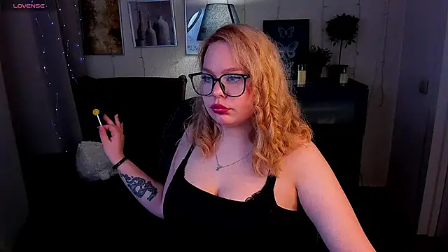 AmeliaMerris online show from April 22, 8:37 pm