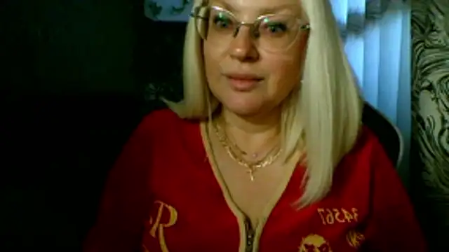 LianaSweetX online show from March 31, 4:25 am
