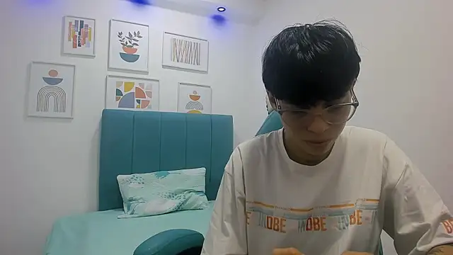 ivyheat3 online show from March 12, 11:58 am