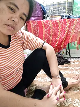 Manisha-Rai online show from April 4, 1:28 pm