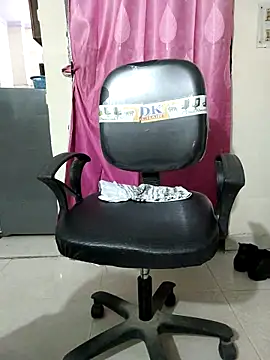Manisha-Rai online show from April 3, 3:51 pm