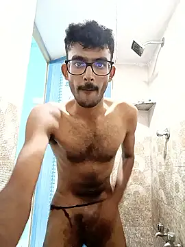 manikanda64 online show from April 3, 4:02 pm
