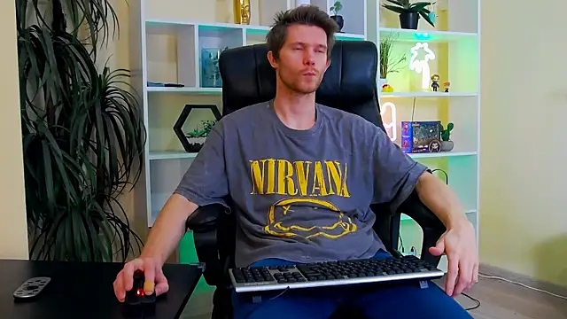 Eddie Baker online show from April 10, 8:43 am