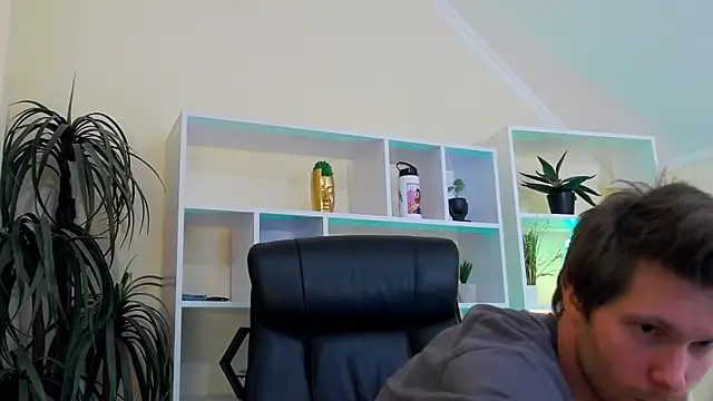 Eddie Baker online show from April 22, 9:43 pm