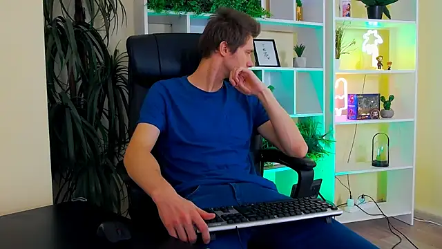 Eddie Baker online show from April 3, 7:37 am