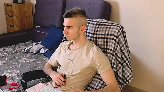 Magic Storms online show from April 25, 2:03 am