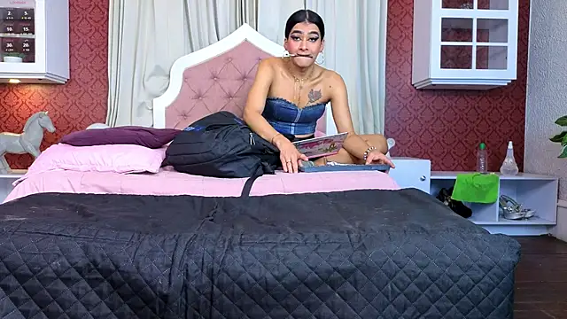 Snapshot of Sienna_Dark chatting on July 29, 11:31 am Sienna Dark online show from July 29, 11:31 am