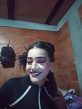 Sienna Dark online show from June 16, 2:55 am