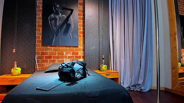 Sienna Dark online show from March 19, 11:21 am