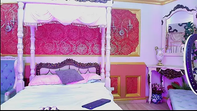 Sienna Dark online show from April 23, 12:29 pm