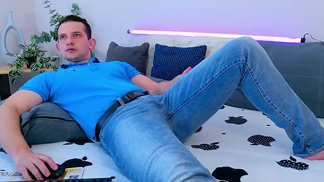 Jimmy Doss online show from March 15, 12:45 pm