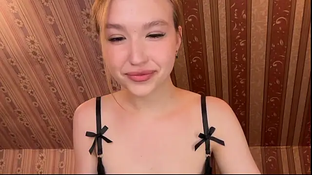 Anne Blossomm online show from May 15, 7:12 pm