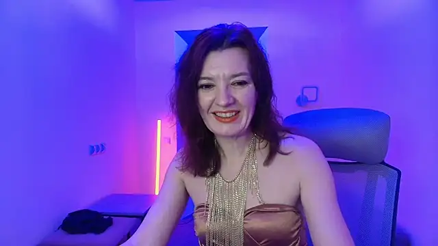 Bonnie Naughtyy online show from April 27, 5:33 pm