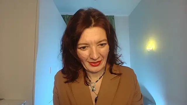 Bonnie Naughtyy online show from April 7, 4:20 pm