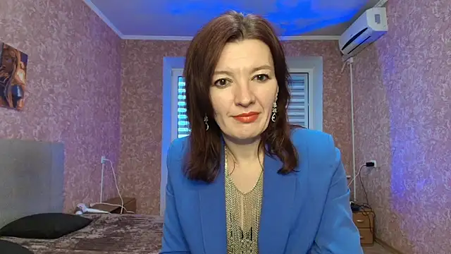 Bonnie Naughtyy online show from April 20, 4:19 pm