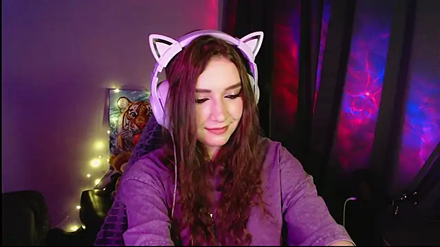 Celia Sensual  online show from April 25, 7:55 pm