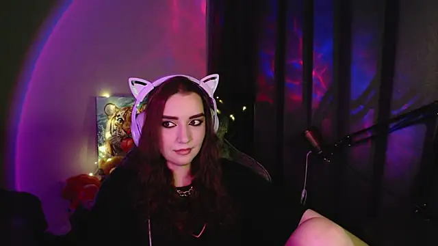 Celia Sensual  online show from June 16, 7:14 pm
