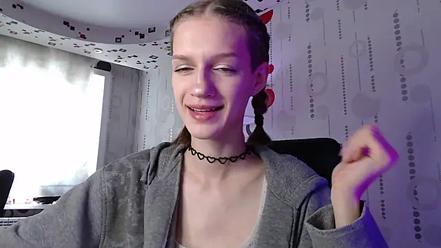 Snapshot of Chrissy_Joyful chatting on July 17, 4:10 am Chrissy Joyful online show from July 17, 4:10 am