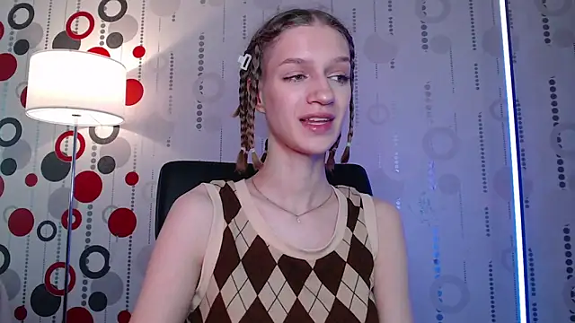 Chrissy Joyful online show from June 7, 4:07 am