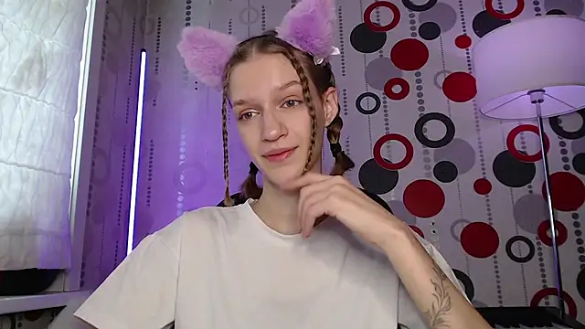 Snapshot of Chrissy_Joyful chatting on July 9, 4:13 am Chrissy Joyful online show from July 9, 4:13 am
