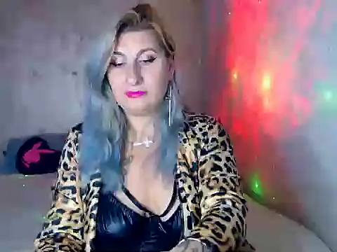 LilLux online show from March 27, 6:44 am