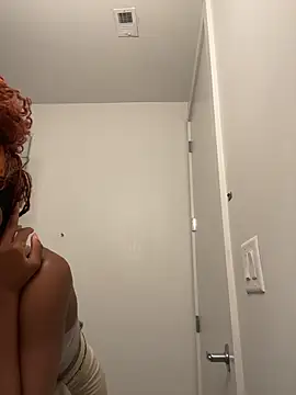 Snapshot of Princessssbby chatting on July 2, 12:33 pm Princessssbby online show from July 2, 12:33 pm