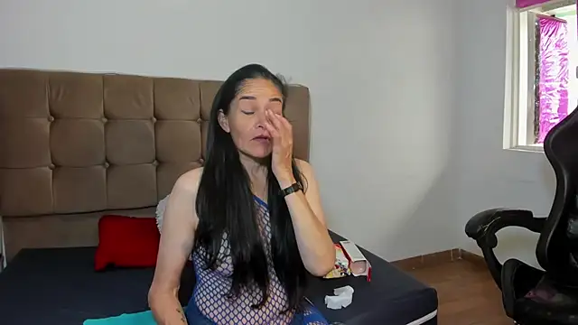 Snapshot of Liz_Grettel chatting on July 16, 6:16 pm Liz Grettel online show from July 16, 6:16 pm