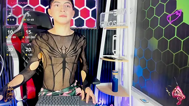 Cristopher Wild online show from April 2, 8:15 pm