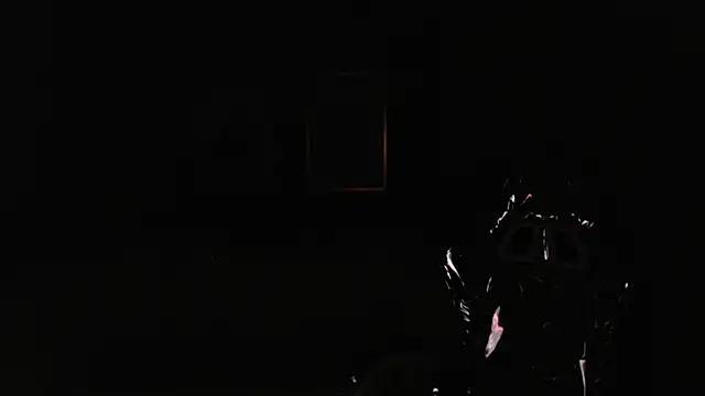 lucero s1 online show from March 28, 8:43 pm