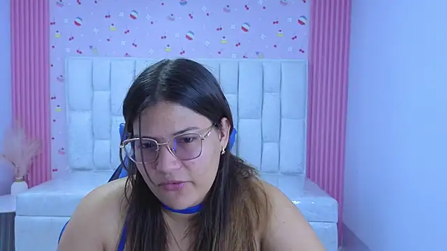lucero s1 online show from May 29, 3:12 am