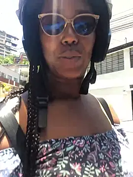 almaseductora online show from April 3, 4:57 pm