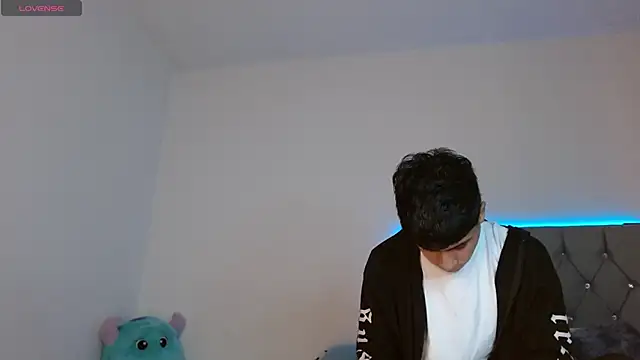 Sebas fire4 online show from May 14, 1:13 am