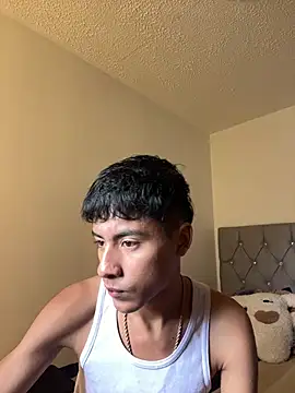 Snapshot of Sebas_fire4 chatting on July 12, 8:09 pm Sebas fire4 online show from July 12, 8:09 pm