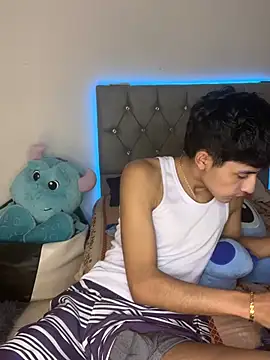Snapshot of Sebas_fire4 chatting on May 31, 9:59 pm Sebas fire4 online show from May 31, 9:59 pm