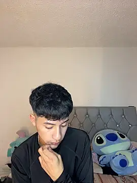 Snapshot of Sebas_fire4 chatting on June 4, 1:32 am Sebas fire4 online show from June 4, 1:32 am
