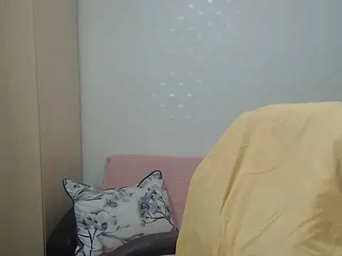 Snapshot of BlondEagleMuscle chatting on May 22, 6:50 pm BlondEagleMuscle online show from May 22, 6:50 pm