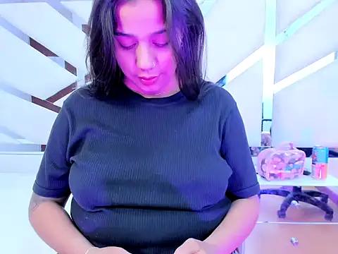 Snapshot of Sophia_RousX chatting on June 4, 9:08 pm Sophia RousX online show from June 4, 9:08 pm