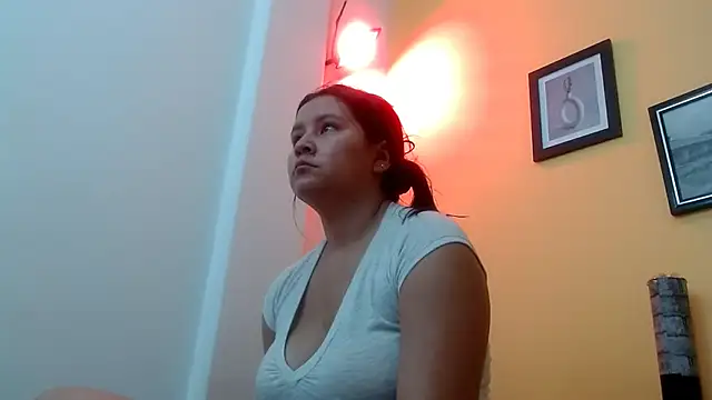 Snapshot of sashabigboobs69 chatting on May 12, 1:02 am sashabigboobs69 online show from May 12, 1:02 am
