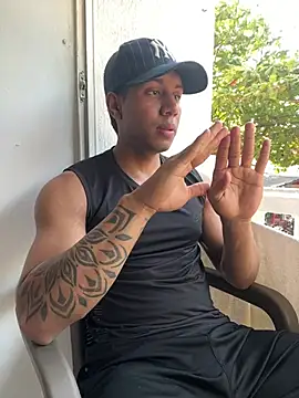 Paulcreewx online show from March 24, 10:21 pm