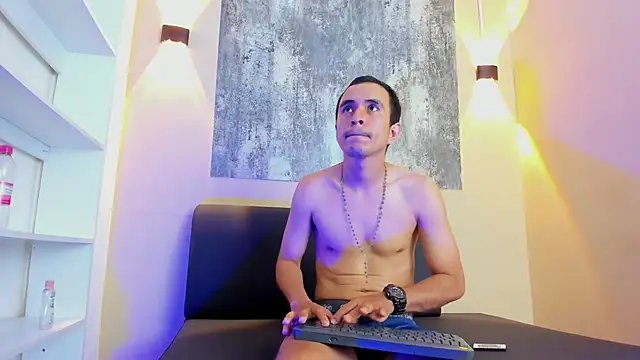 FREDDIE SCOTT online show from March 10, 9:52 pm