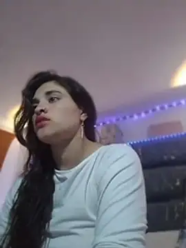 Thaliass online show from March 19, 2:28 pm