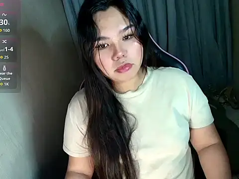 urasian prettyrica online show from June 12, 4:32 am
