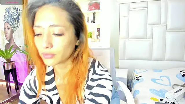 Snapshot of ZoeTaylorl chatting on June 12, 11:08 am ZoeTaylorl online show from June 12, 11:08 am