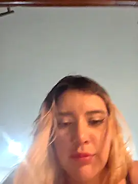 EliseColeman online show from April 15, 5:24 am