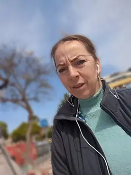 ManuelaX online show from March 1, 11:43 am