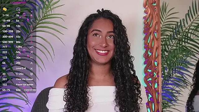 SoyJuliana 19 online show from July 12, 1:34 pm