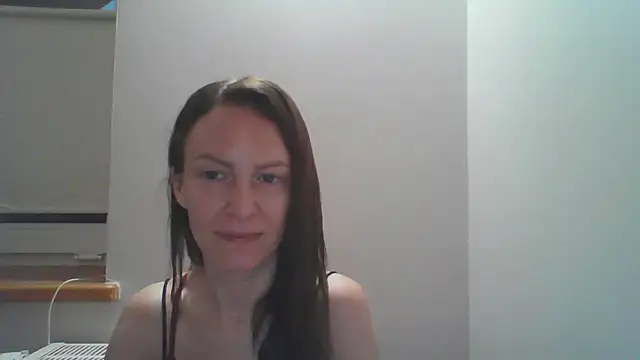 Snapshot of AnnaTight chatting on June 23, 7:23 pm AnnaTight online show from June 23, 7:23 pm