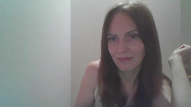 Snapshot of AnnaTight chatting on June 5, 6:46 pm AnnaTight online show from June 5, 6:46 pm
