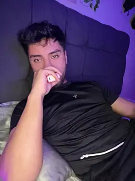 kryzthian Olrox online show from March 18, 2:48 am